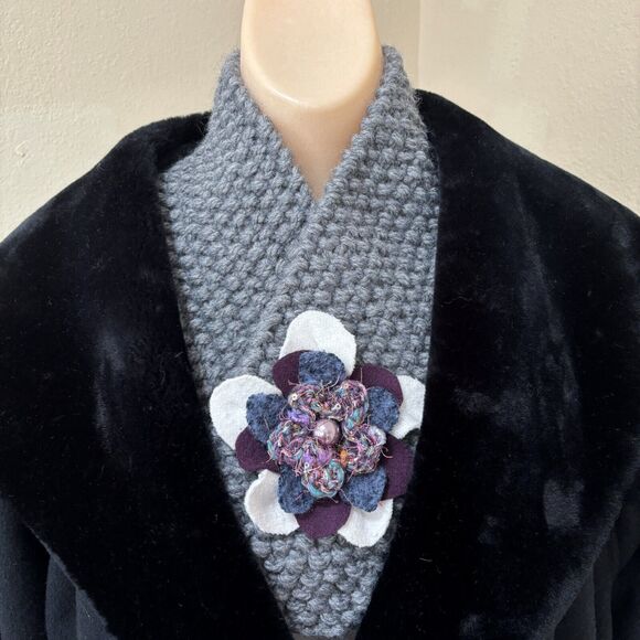 Artesian Embellished Knit Scarf Muffler Handmade Gray Purple Textured Designer - Picture 1 of 6